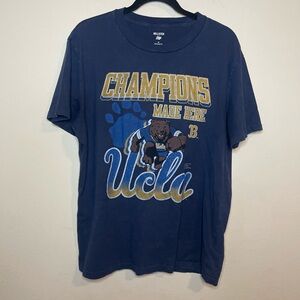 🍂 Hollister Blue 84 UCLA Bruins Champions Were Made Here